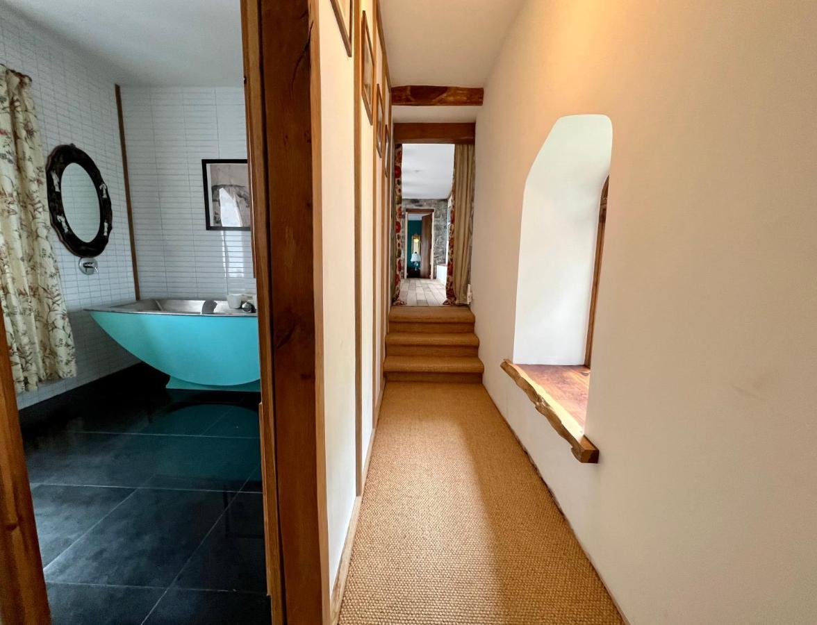 Tan-yr-ogo Gate Lodge, Gwrych Castle Holiday home Llanddulas