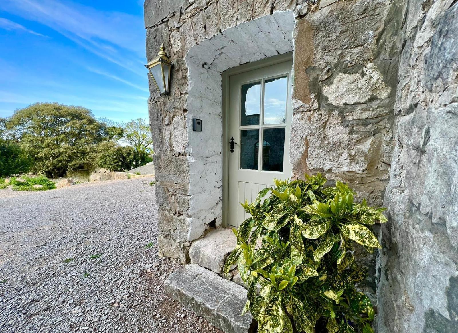 Tan-yr-ogo Gate Lodge, Gwrych Castle Llanddulas